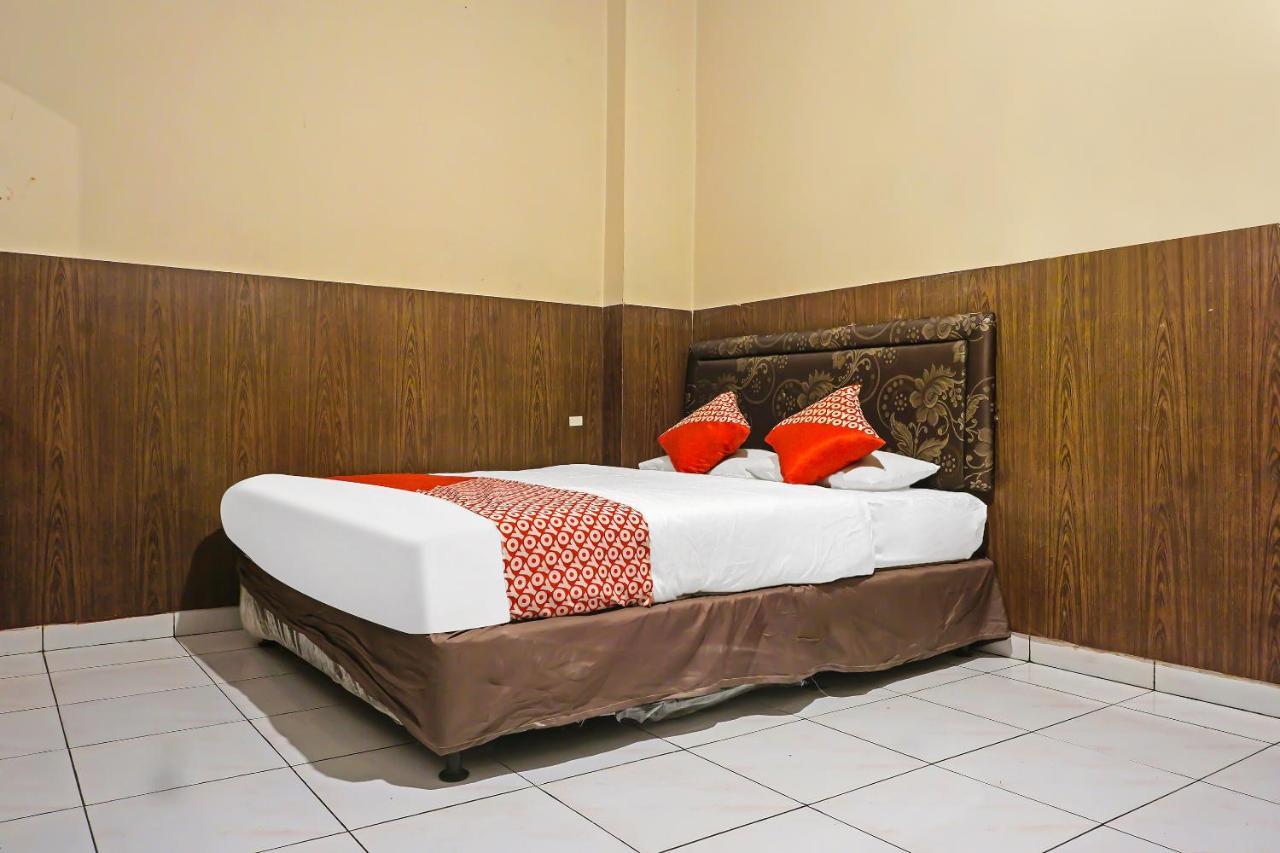 Oyo 1935 Hotel Diamond Inn Μακασάρ Εξωτερικό φωτογραφία