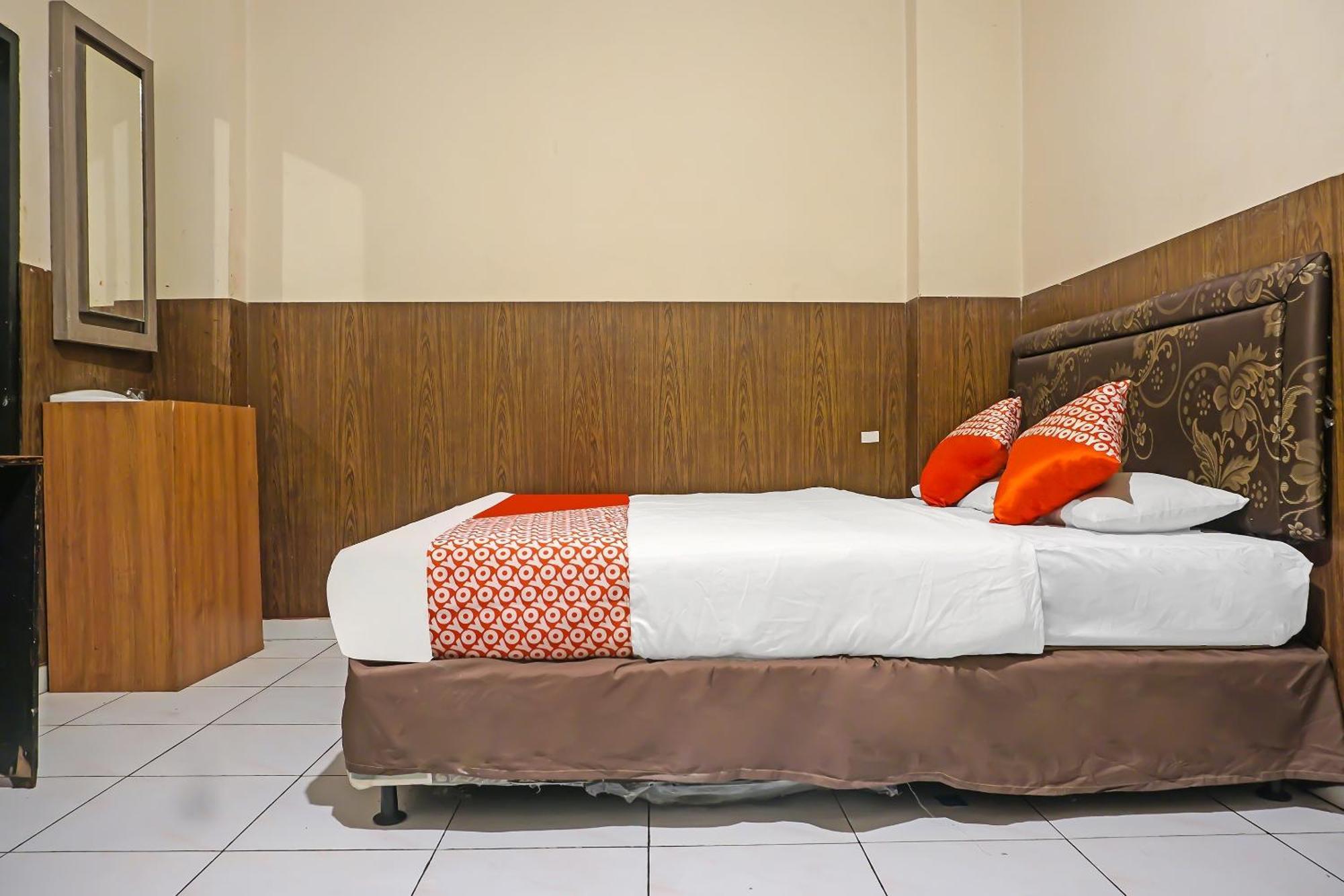 Oyo 1935 Hotel Diamond Inn Μακασάρ Εξωτερικό φωτογραφία